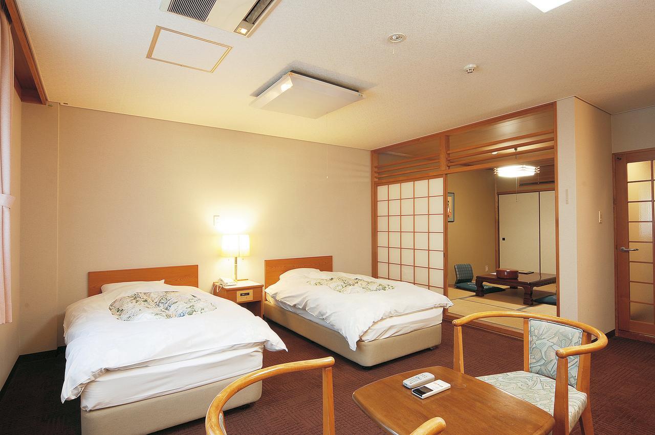 Watarase Onsen Hotel Yamayuri Hongu Exteriör bild